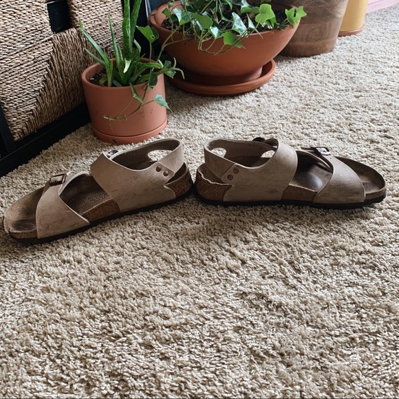Birkis Tan w/ Copper Buckles Vegan Birkenstock’s - Picture 4 of 10